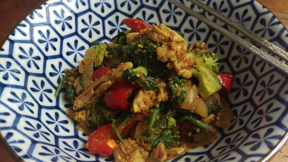 Mamatans Chicken Stir-fry with Peanut Sauce Mamatans Chicken Stir-fry with Peanut Sauce