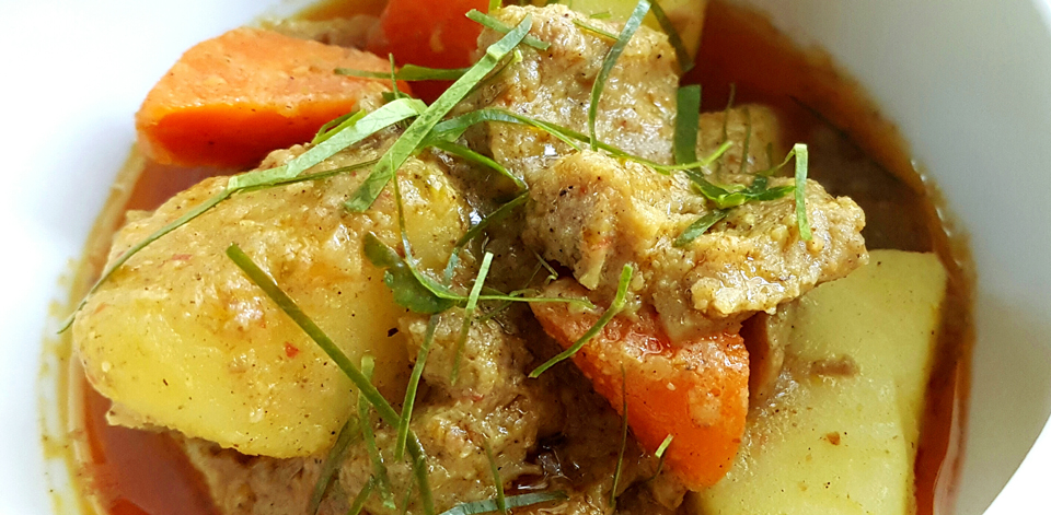 Mamatans Malaysian Rendang Chicken